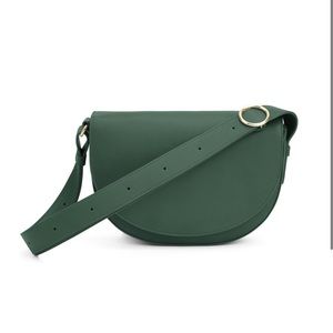 Cuyana Leather Half Moon Shoulder Bag in Forest Green Very Gently Used